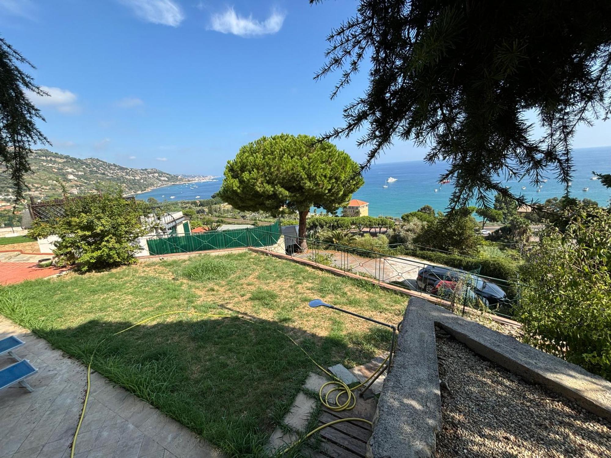 Appartamento Il Giardino Del Mare Ventimiglia Esterno foto