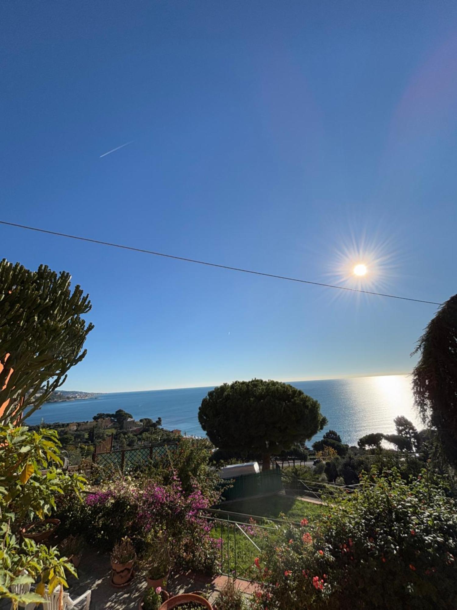 Appartamento Il Giardino Del Mare Ventimiglia Esterno foto